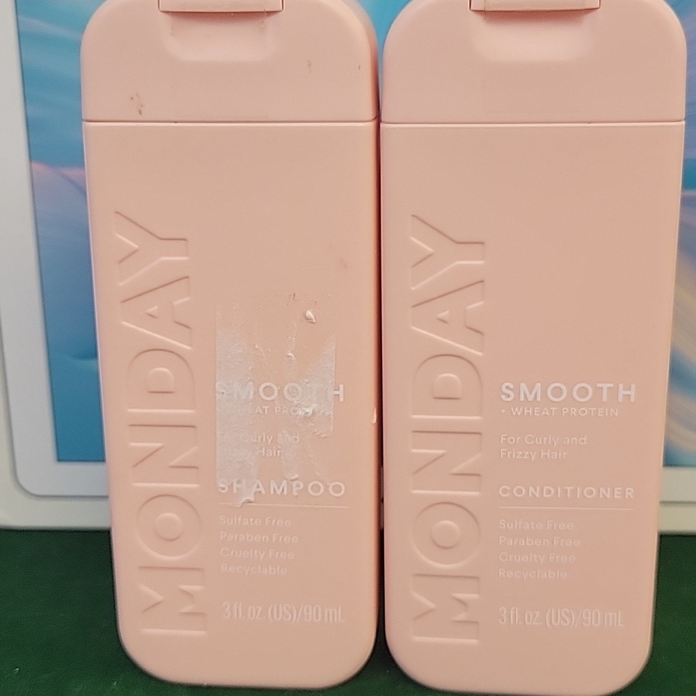 Monday Smooth Shampoo & Conditioner 90ml New Sealed Bottles Lot of 2